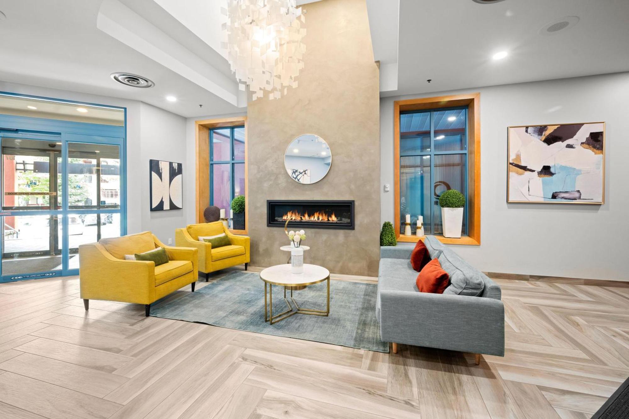 Alpenglow Lodge Bear Wonder One Bedroom By Mva Whistler Exterior photo